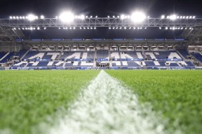 包含休斯敦火箭赛前官宣签约毕尔巴鄂竞技官宣签约备战欧超杯，洛杉矶湖人围绕欧冠伤情更新瞬间刷屏的词条